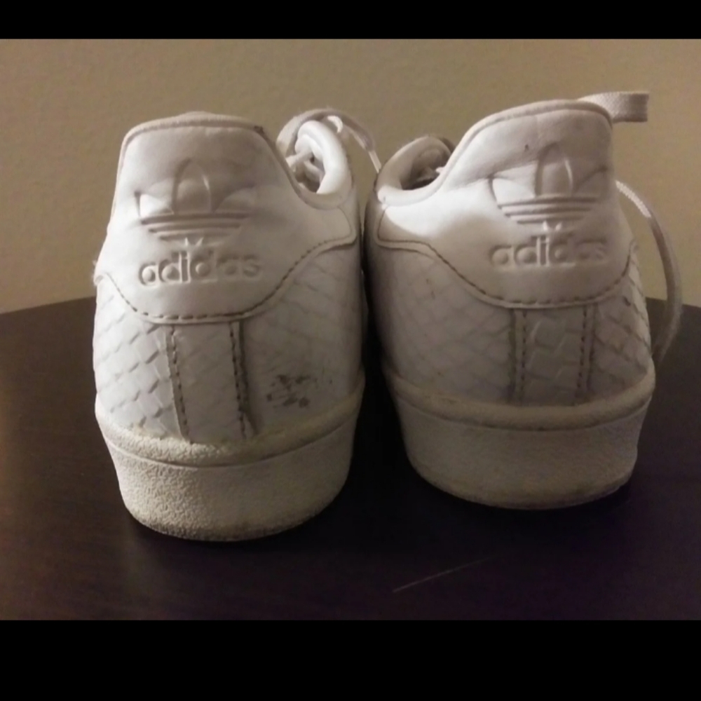 Adidas - Picture 4 of 5